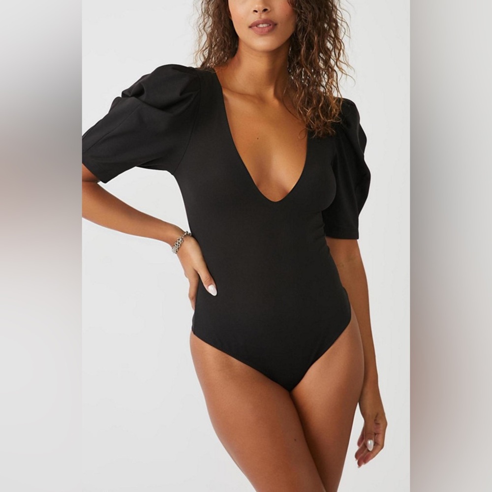 Free people va va voop Black Puff Sleeve bodysuit - Picture 3 of 7
